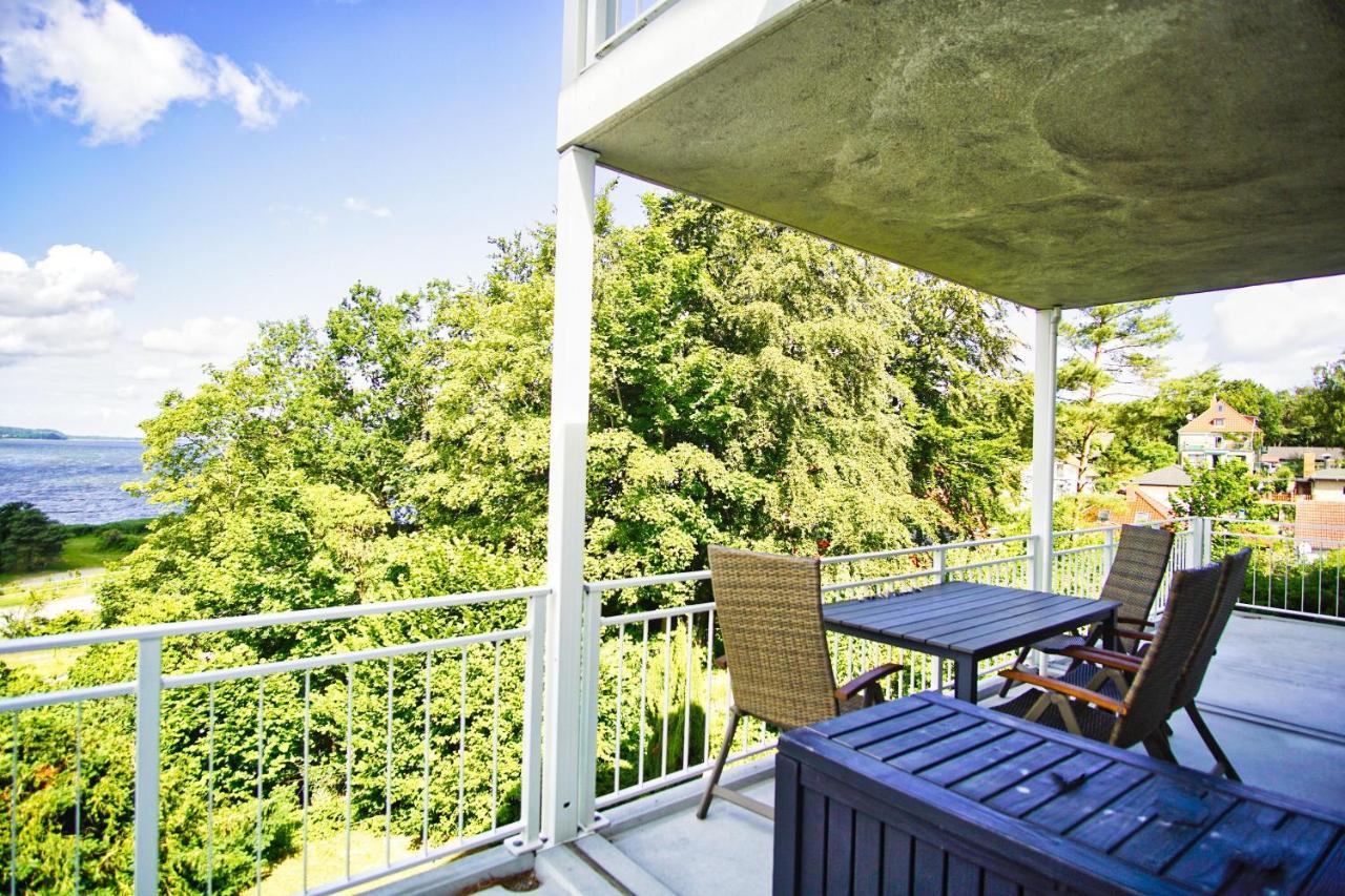 Moderne Ferienwohnung Mit Balkon, Meerblick - Ferienresidenz Zwei Boddenfewo 1-3 Lietzow Exteriér fotografie